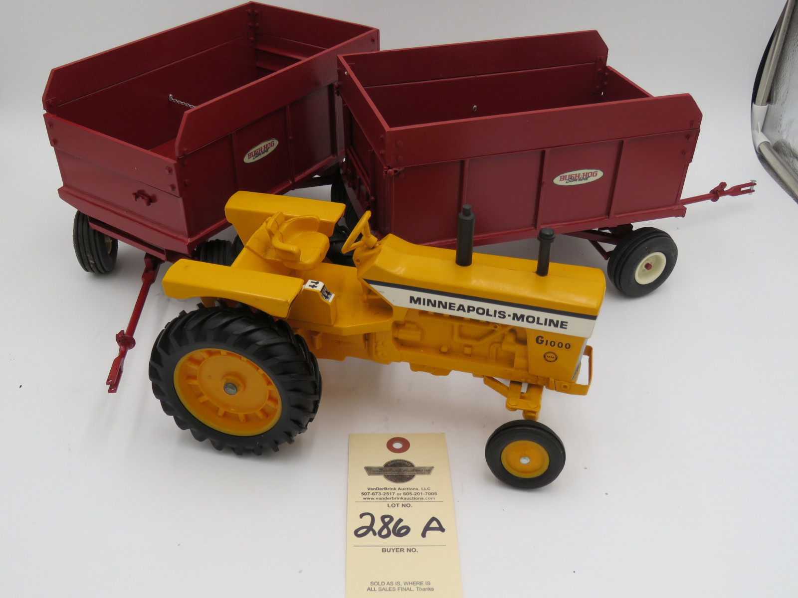 Minneapolis Moline G1000 Ertl metal die-cast tractor no box. 2 Bush Hog Stan Horst metal die cast wagons. No box. Sold as a set of 3. 1/16th Scale - Image 3