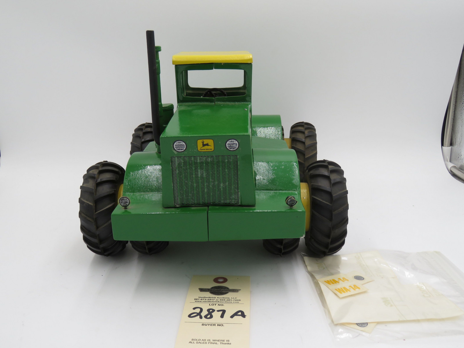 Trumm Cast Iron WA-17 John Deere Tractor and no Box - Image 3