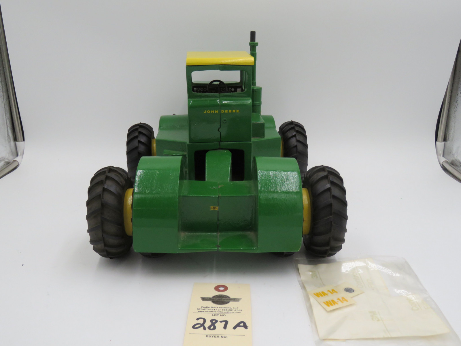 Trumm Cast Iron WA-17 John Deere Tractor and no Box - Image 5