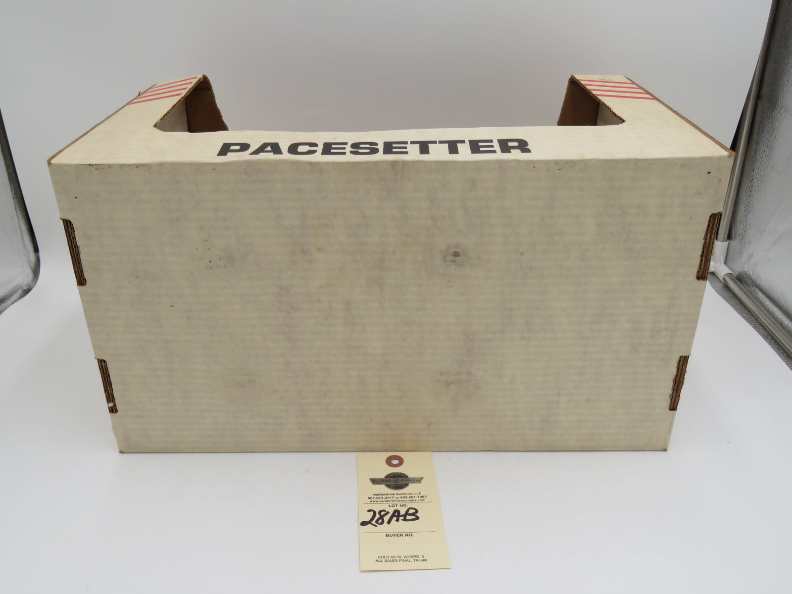 PaceSetter International 4WD 2+2 Vodka Decanter NIB 1/16th Scale - Image 6