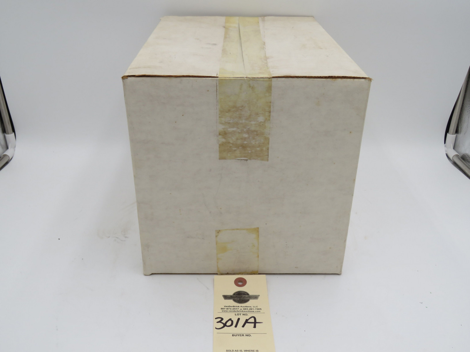 Yoder Red 730 John Deere Diesel Narrow Front NIB - Image 3