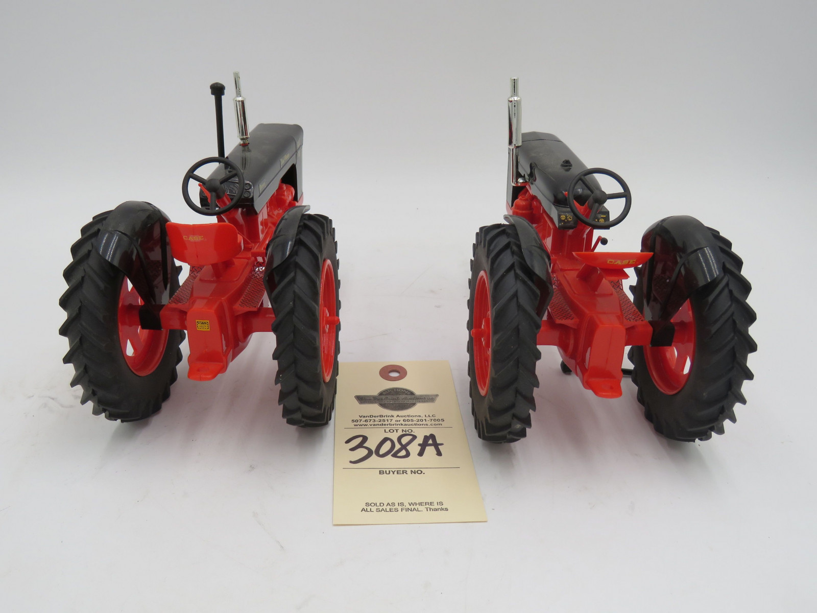 Yoder Case Black 700 & 400 Tractors and No Box - Image 6