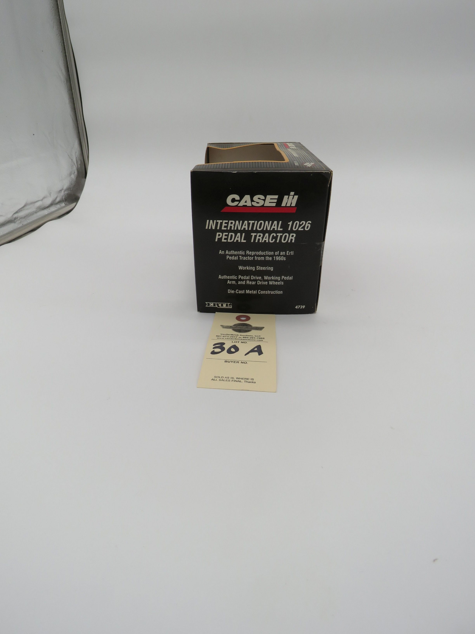 CASE IH DIECAST METAL ERTL D,IOWA 1026 PETAL TRACTOR 1/16th Scale - Image 3