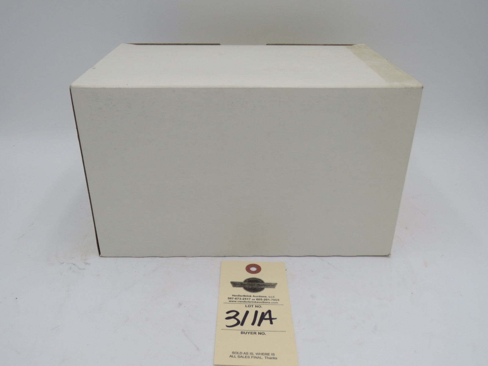 Yoder John Deere 720 Narrow Front Pony Start- We did not open Someone wrote on the box - Image 3