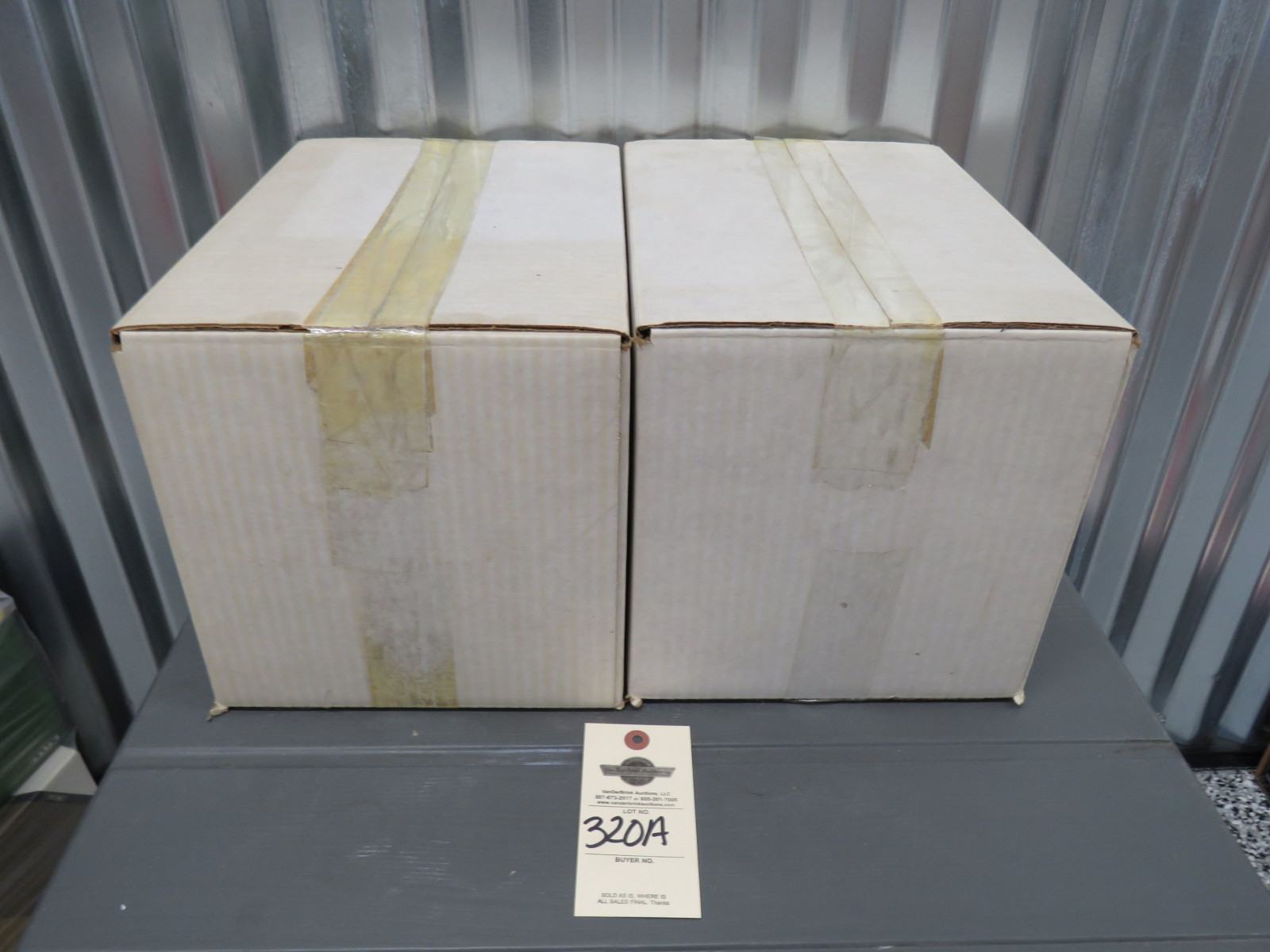 Special Edition Yoder White Super MTA Deonstrator Narrow Front & Wide Front Gs Tractors NIB - Image 3