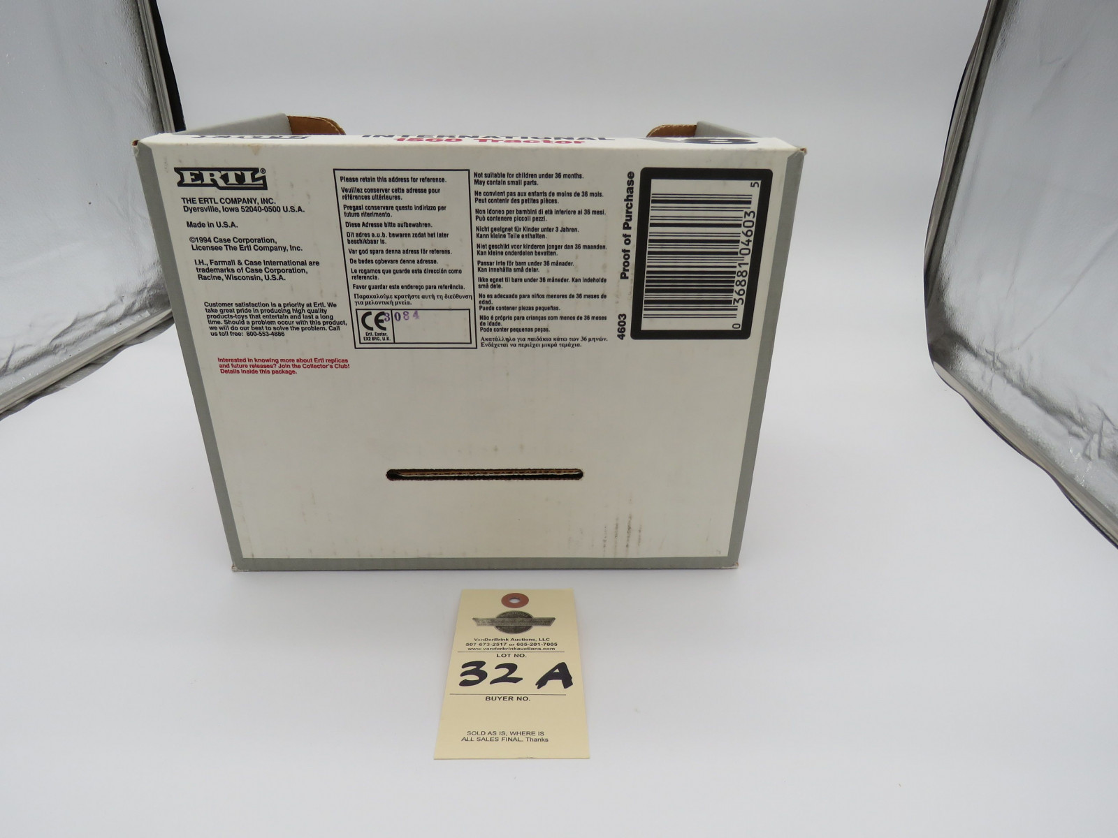 IH 1568 TRACTOR V8 ERTL D,IOWA 1/16 SCALE DIECAST - Image 5