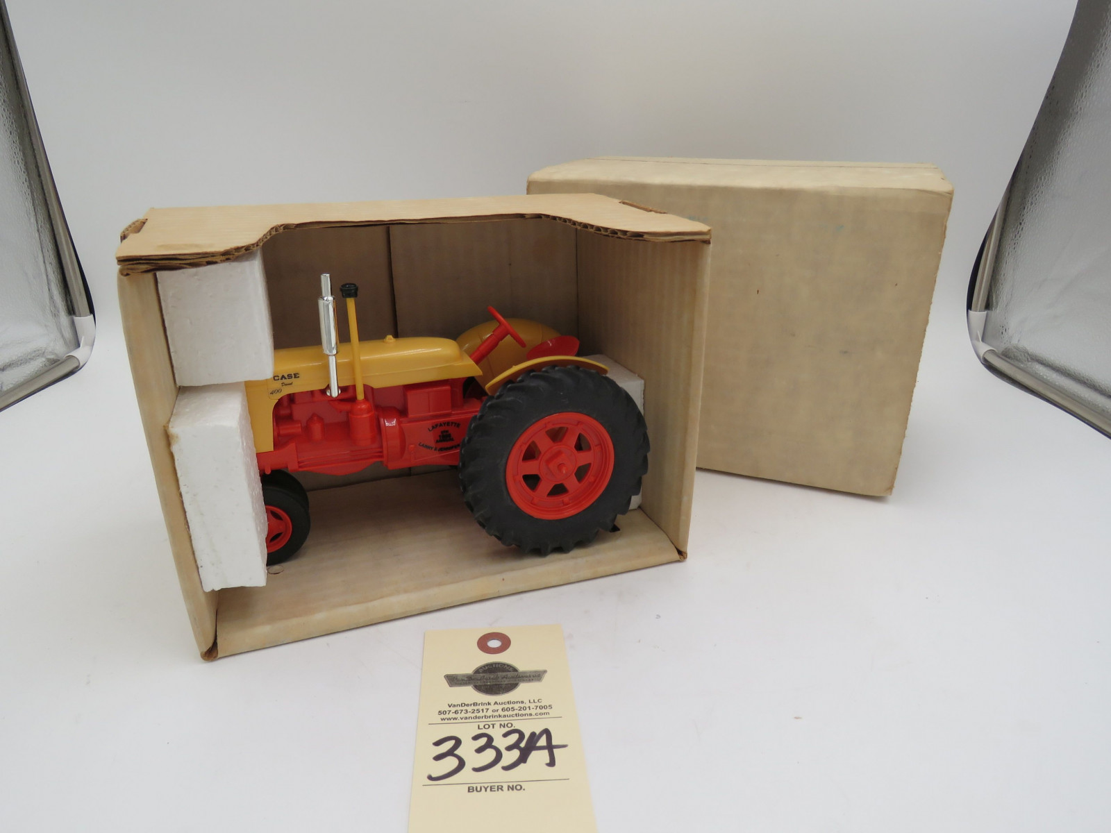 Official Layfaette 8th Annual Show tractor Model 400 Diesel by Yoder NIB - Image 1