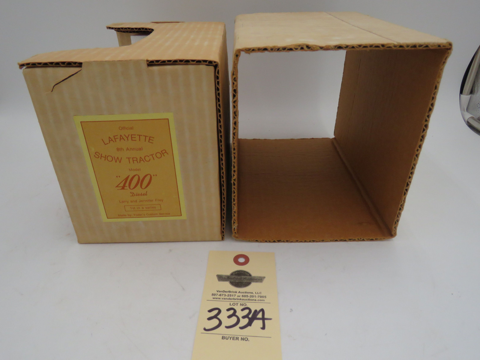 Official Layfaette 8th Annual Show tractor Model 400 Diesel by Yoder NIB - Image 3