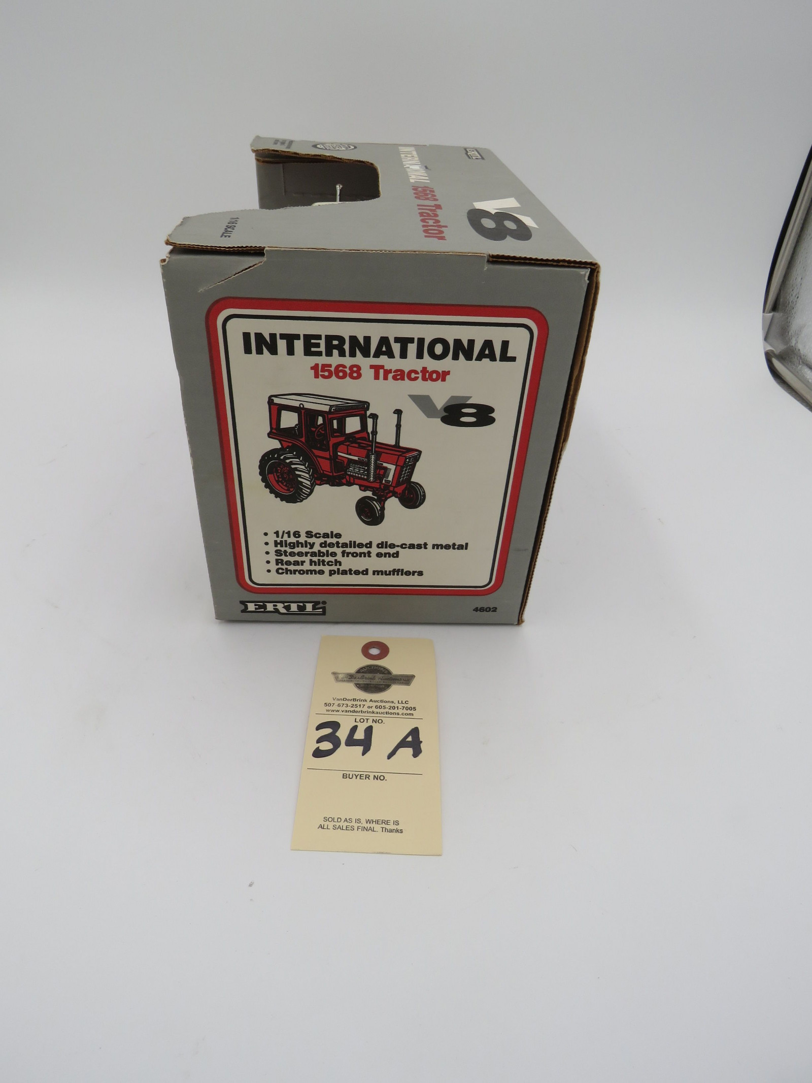 IH 1568 TRACTOR V8 ERTL D,IOWA 1/16 SCALE DIECAST 1994 - Image 3