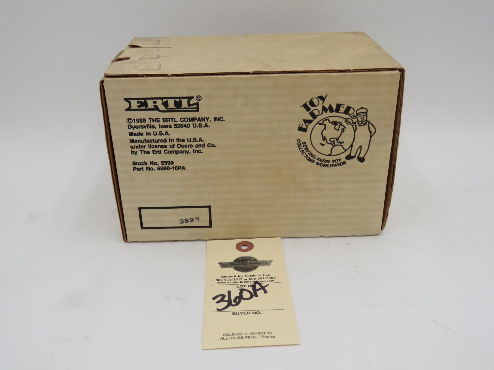 The toy Farmer Nov. 5th 1988 by Ertl John Deere 630 NIB - Image 4