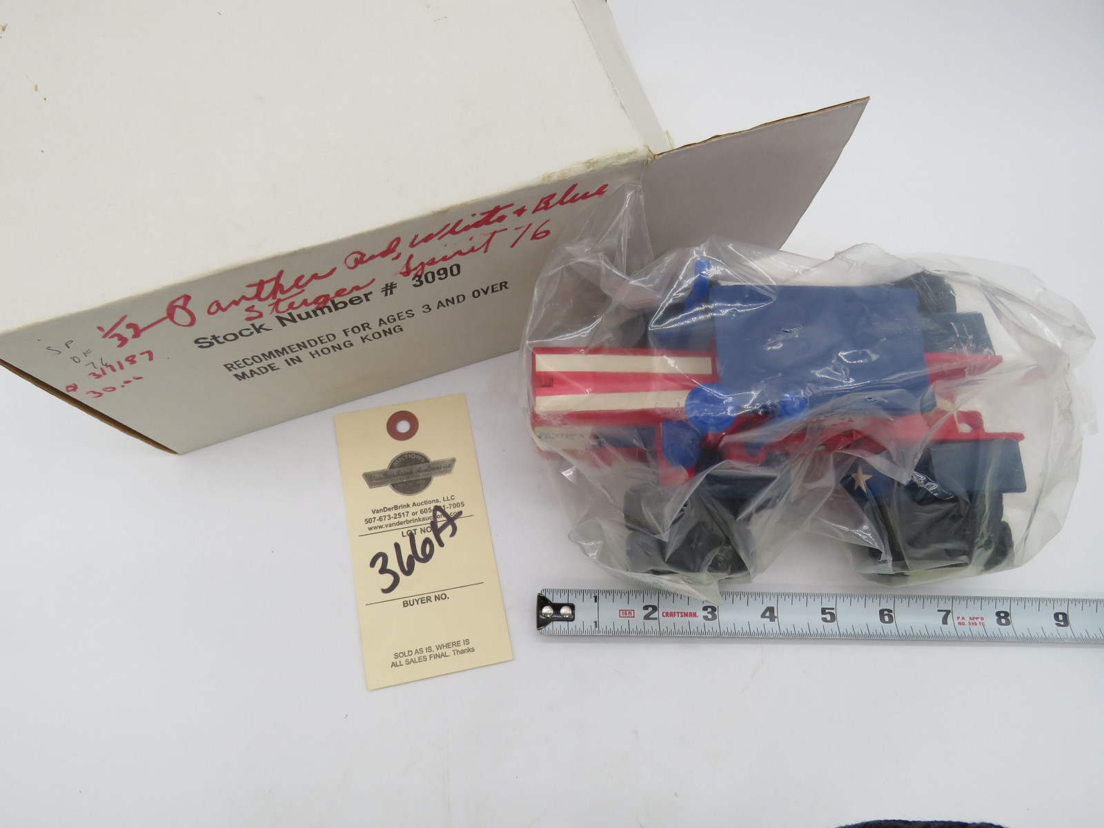 1/32nd Spirit of 1976 Red, White and Blue Stieger 4WD Plastic Tractor NIB - Image 4