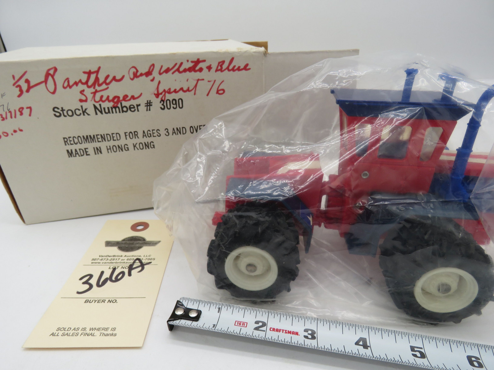 1/32nd Spirit of 1976 Red, White and Blue Stieger 4WD Plastic Tractor NIB - Image 6
