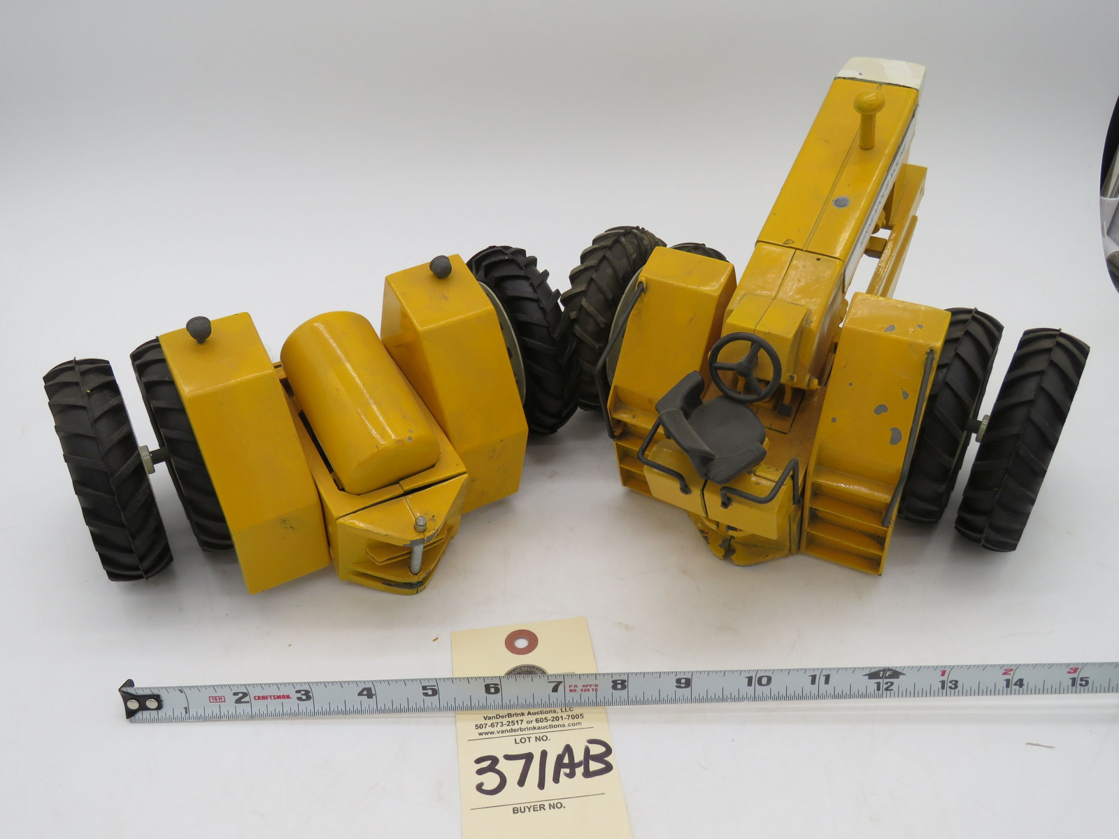 Minneapolis Moline Cast 4WD and Broken in middle No Box - Image 2