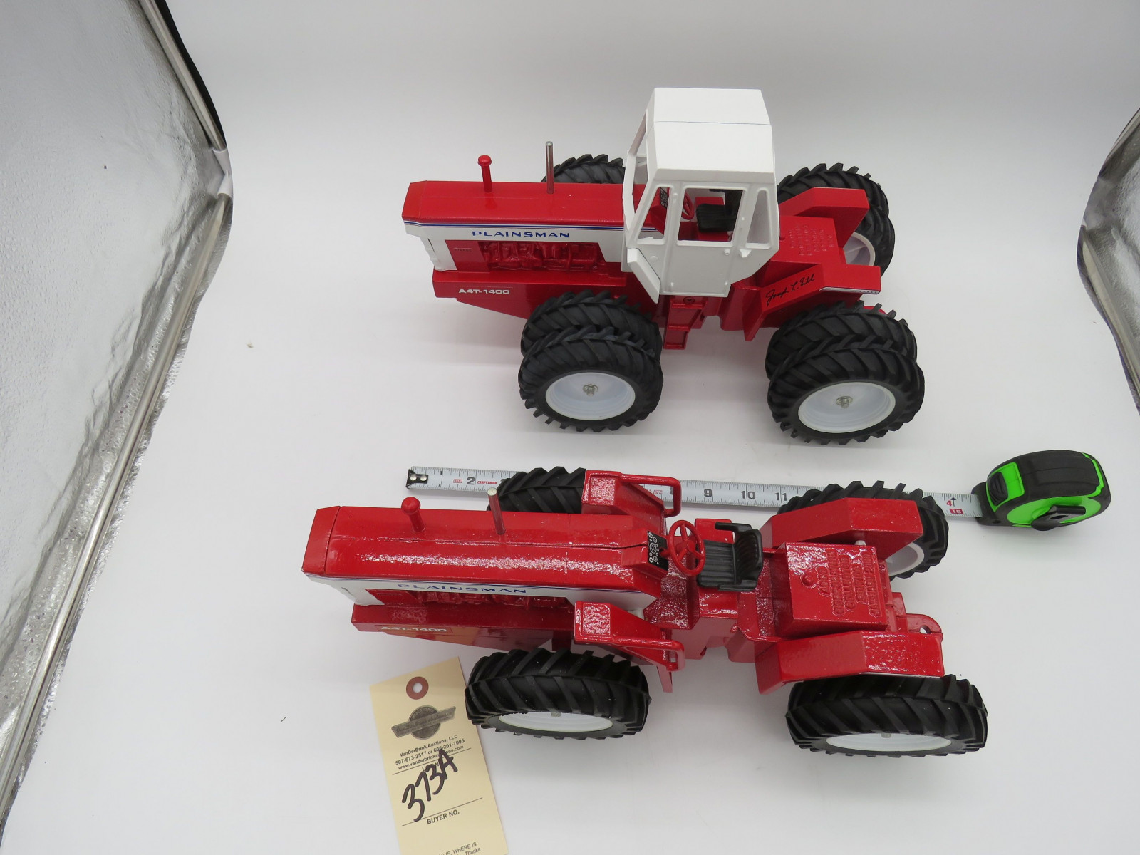 Pair of Scale Models by Ertl New 1/16th Scale Die-Cast Plainsman A4T-1400 4WD with Cab and Joseph Ertl Autograph and also Plainsman A4T-1400 without Cab New and No Boxes - Image 5