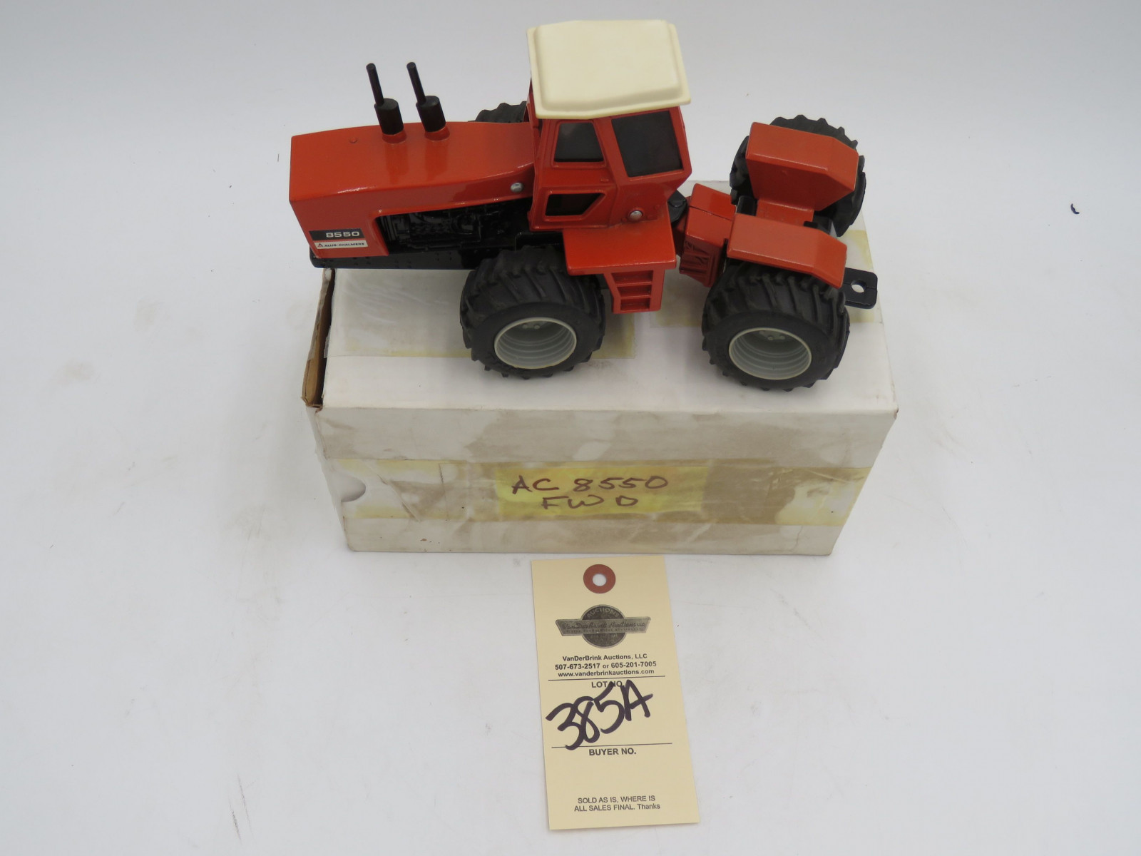 the Ertl Company Die-Cast 1/32nd Scale Allis Chalmers 8550 4WD Tractor No Box - Image 2