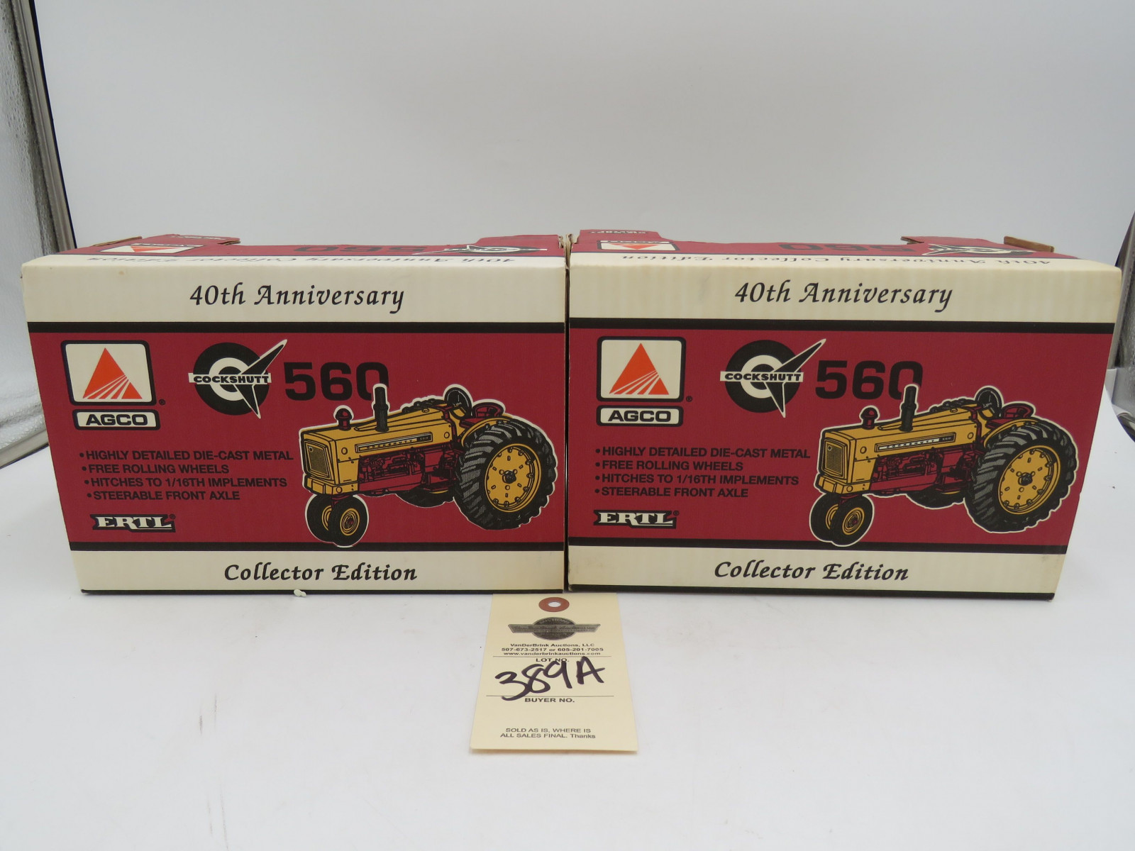 Pair of Ertl 1998 40th Anniversary collector's Edition cockshutt 560 Tractors NIB - Image 4