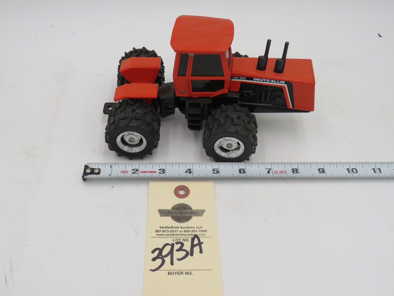 Ertl Deutz-Allis 1/32nd 4WD-305 4WD New and No Box - Image 1