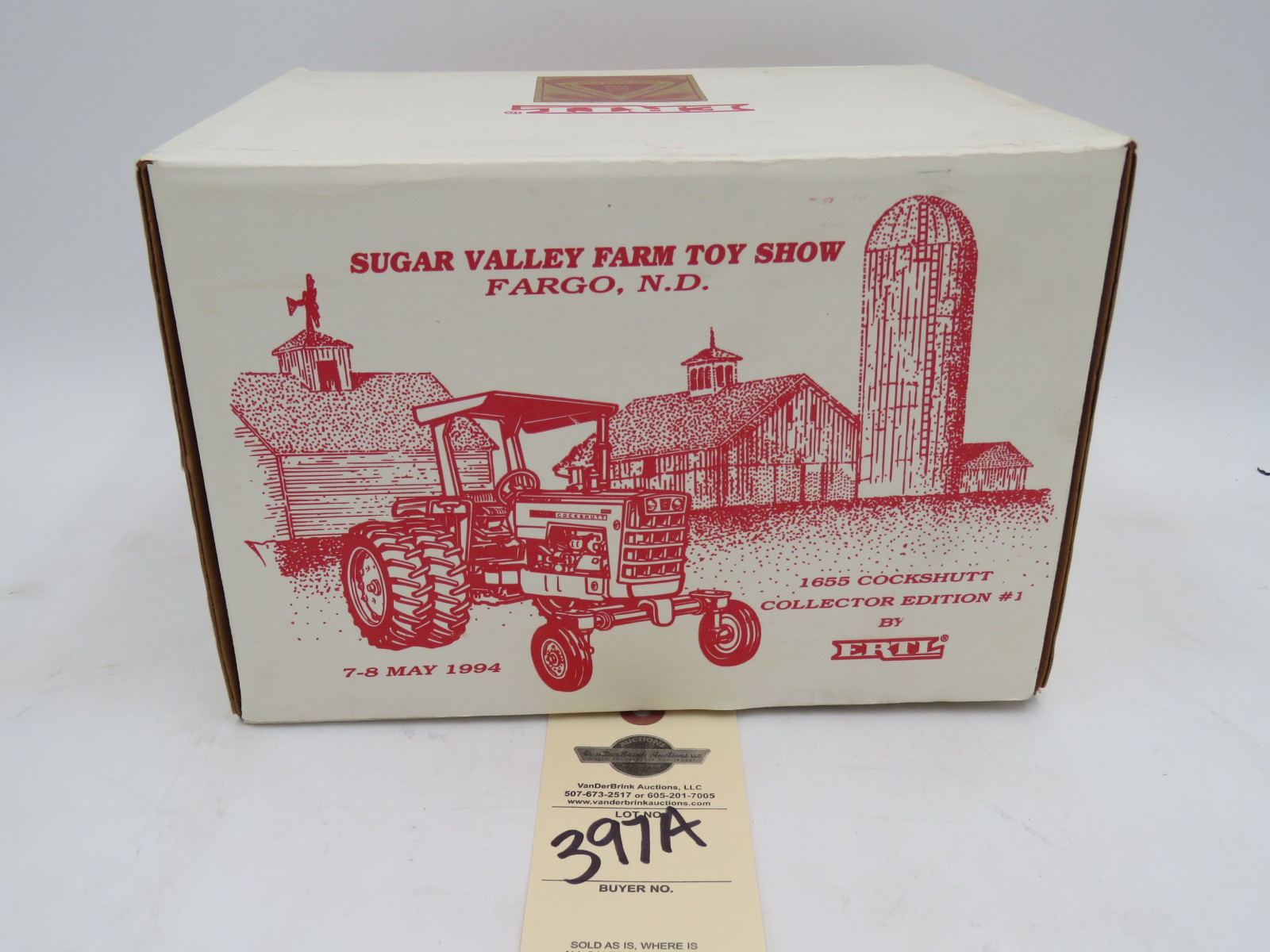 Ertl Sugar Valley Farm toy Show Fargo, ND 1994 Collector's Edition #1 1655 Cockshutt Tractor NIB, 1/16th Scale - Image 1