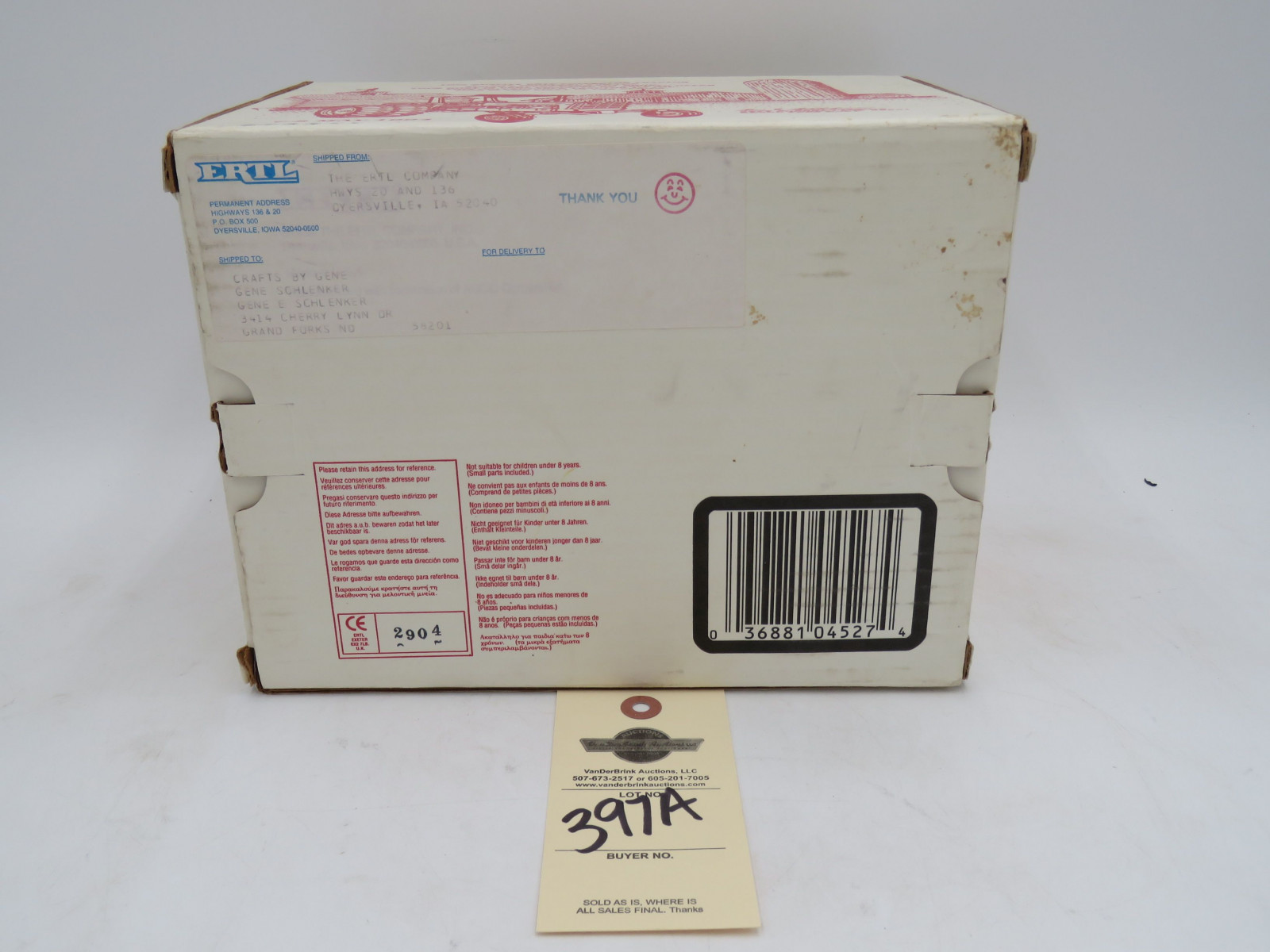 Ertl Sugar Valley Farm toy Show Fargo, ND 1994 Collector's Edition #1 1655 Cockshutt Tractor NIB, 1/16th Scale - Image 5