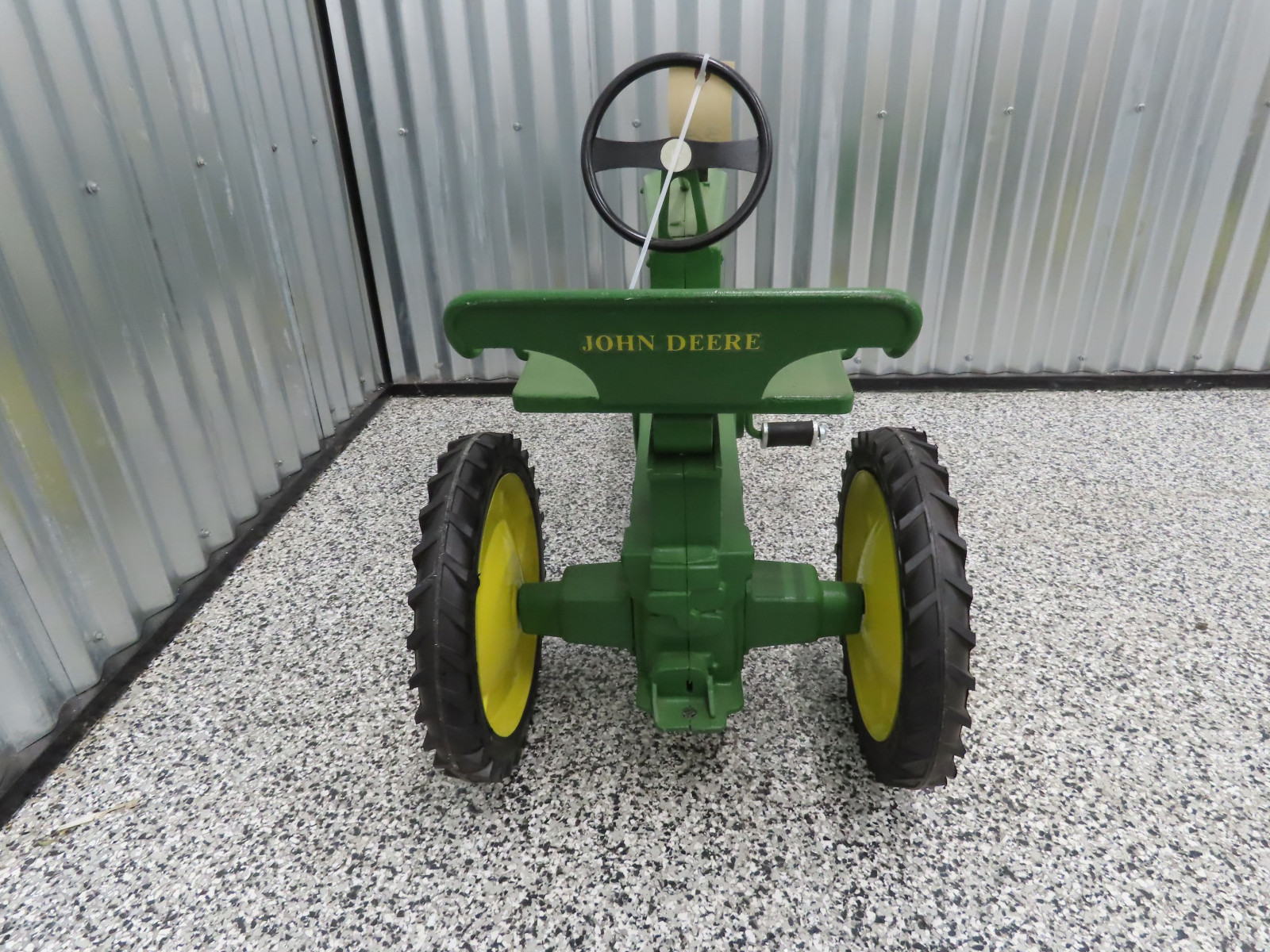 John Deere Pedal Tractor Cast Iron and Chain Drive Open engine - Image 8
