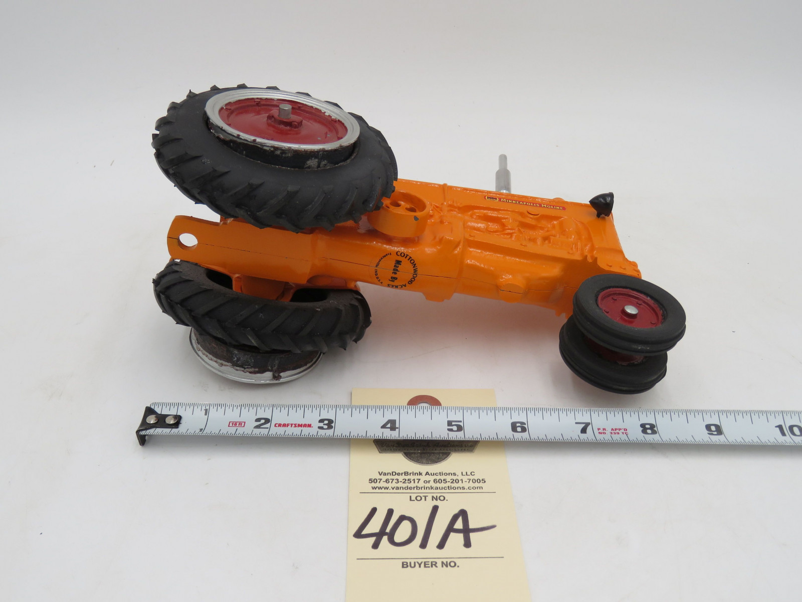 Cottonwood Acres  1/16th Scale die-Cast Minneapolis Moline Francessville Ind. USA - Image 3