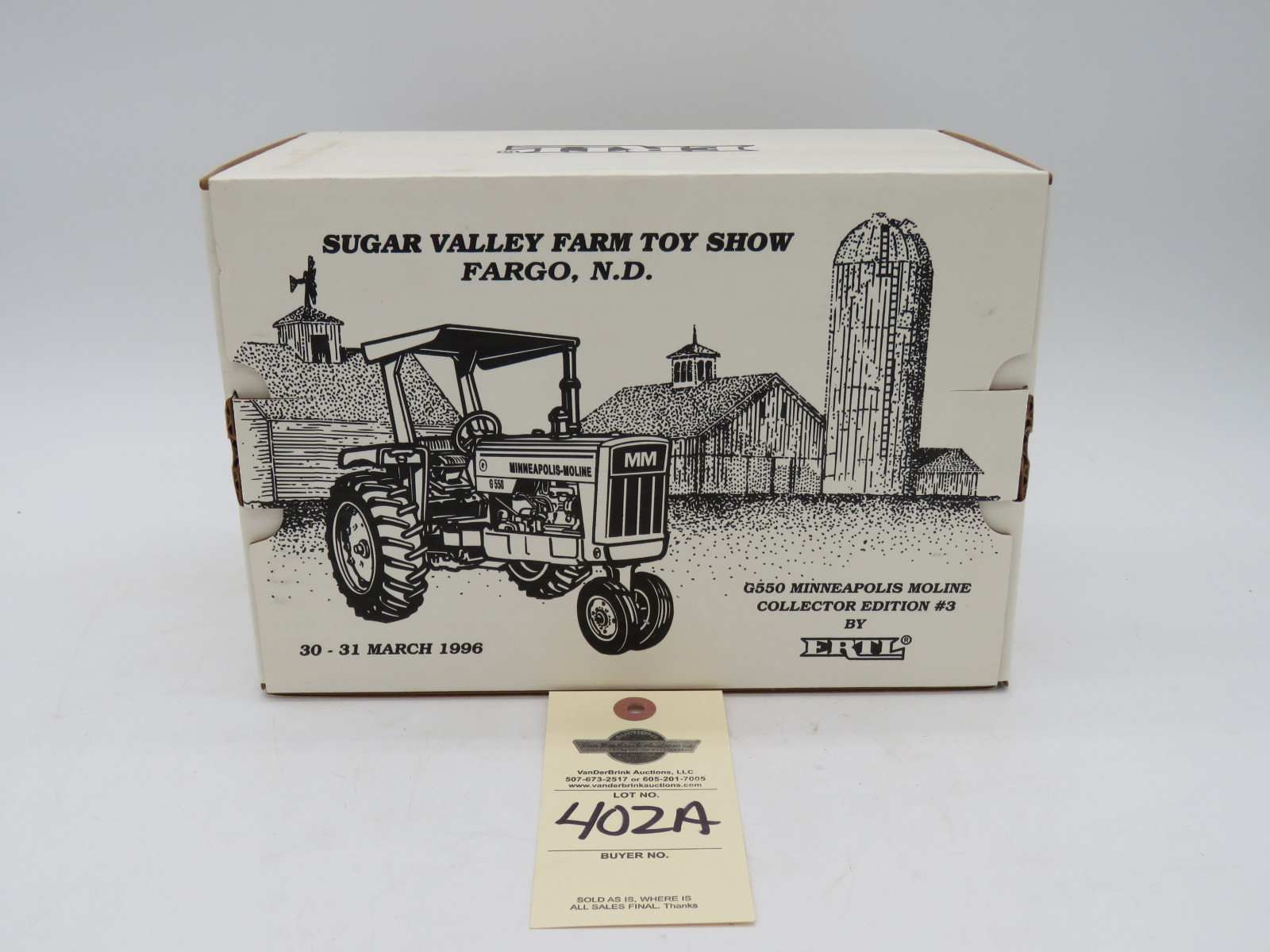 1996 Ertl Sugar Valley Farm Toy Show Fargo, ND G550 Minneapolis Moline Collector's Edition #3 NIB, 1/16th Scale - Image 1