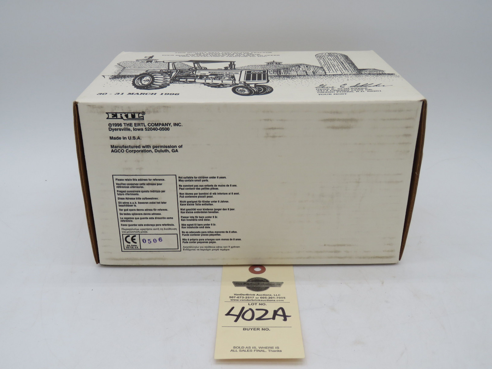 1996 Ertl Sugar Valley Farm Toy Show Fargo, ND G550 Minneapolis Moline Collector's Edition #3 NIB, 1/16th Scale - Image 6
