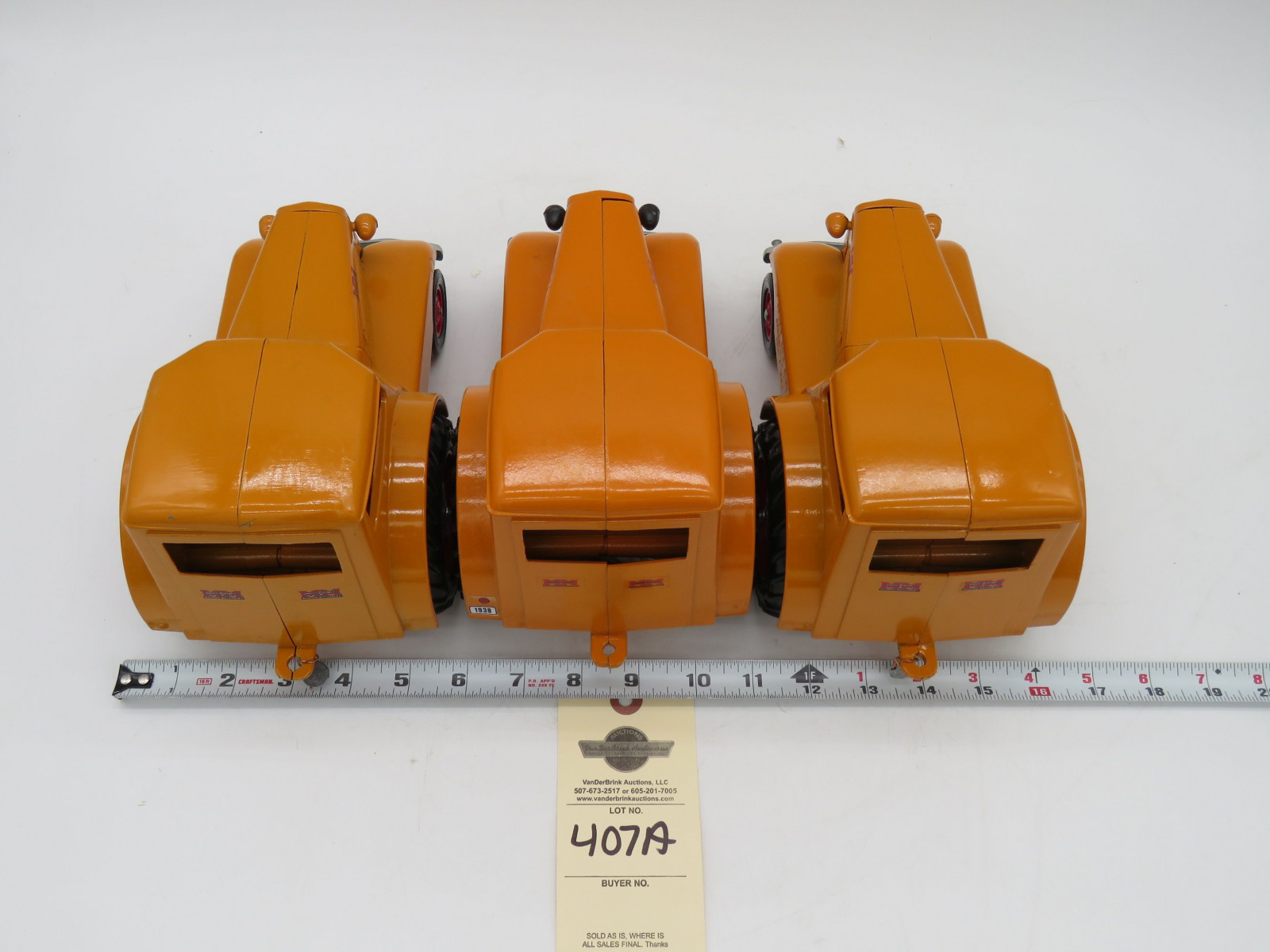 3 Ertl Minneapolis Moline 1/16th Scale Die-Cast UDLX Tractors No Boxes - Image 5