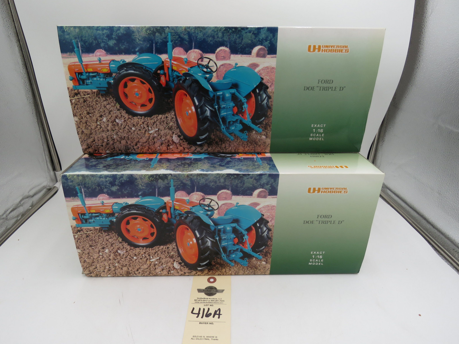 Pair of Universal Hobbies 1/16th Scale Model Ford Triple D Doe NIB - Image 1