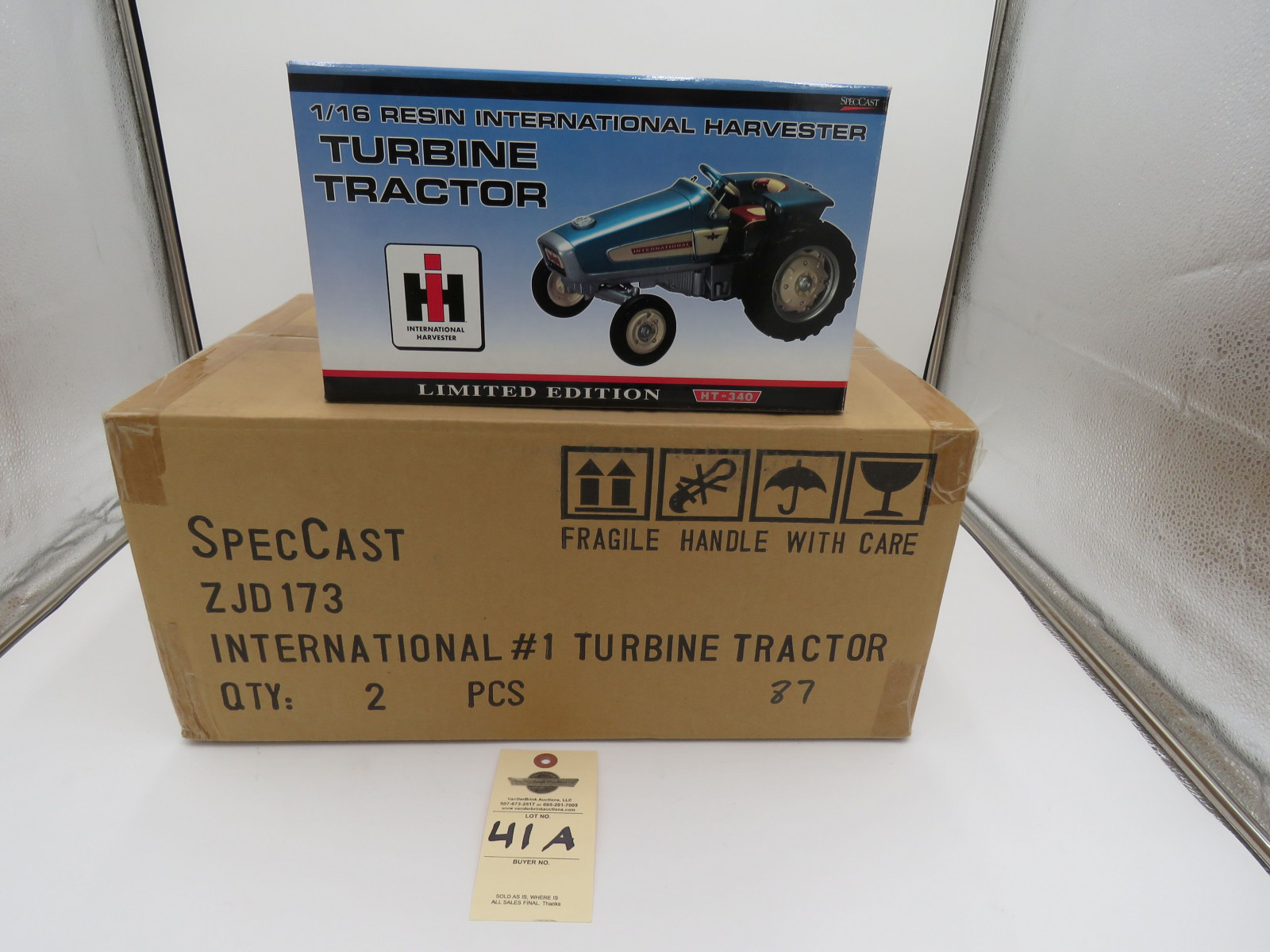 TOP BOX: INFORMATION ONLY UNOPENED BOX 2 PCS 1/16 RESIN IH HT 340 TURBINE TRACTOR SPECCAST (LP) - Image 1