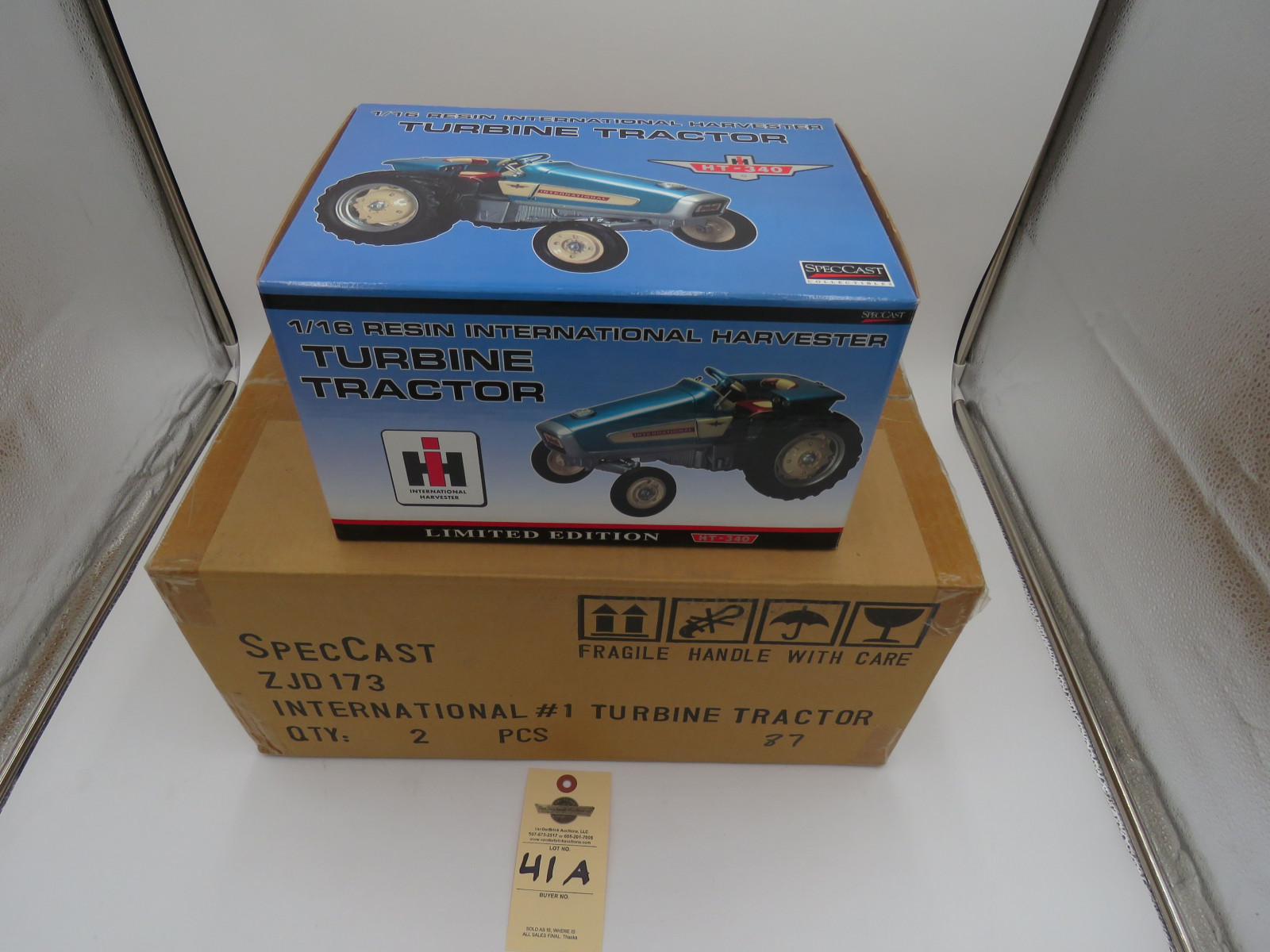 TOP BOX: INFORMATION ONLY UNOPENED BOX 2 PCS 1/16 RESIN IH HT 340 TURBINE TRACTOR SPECCAST (LP) - Image 3