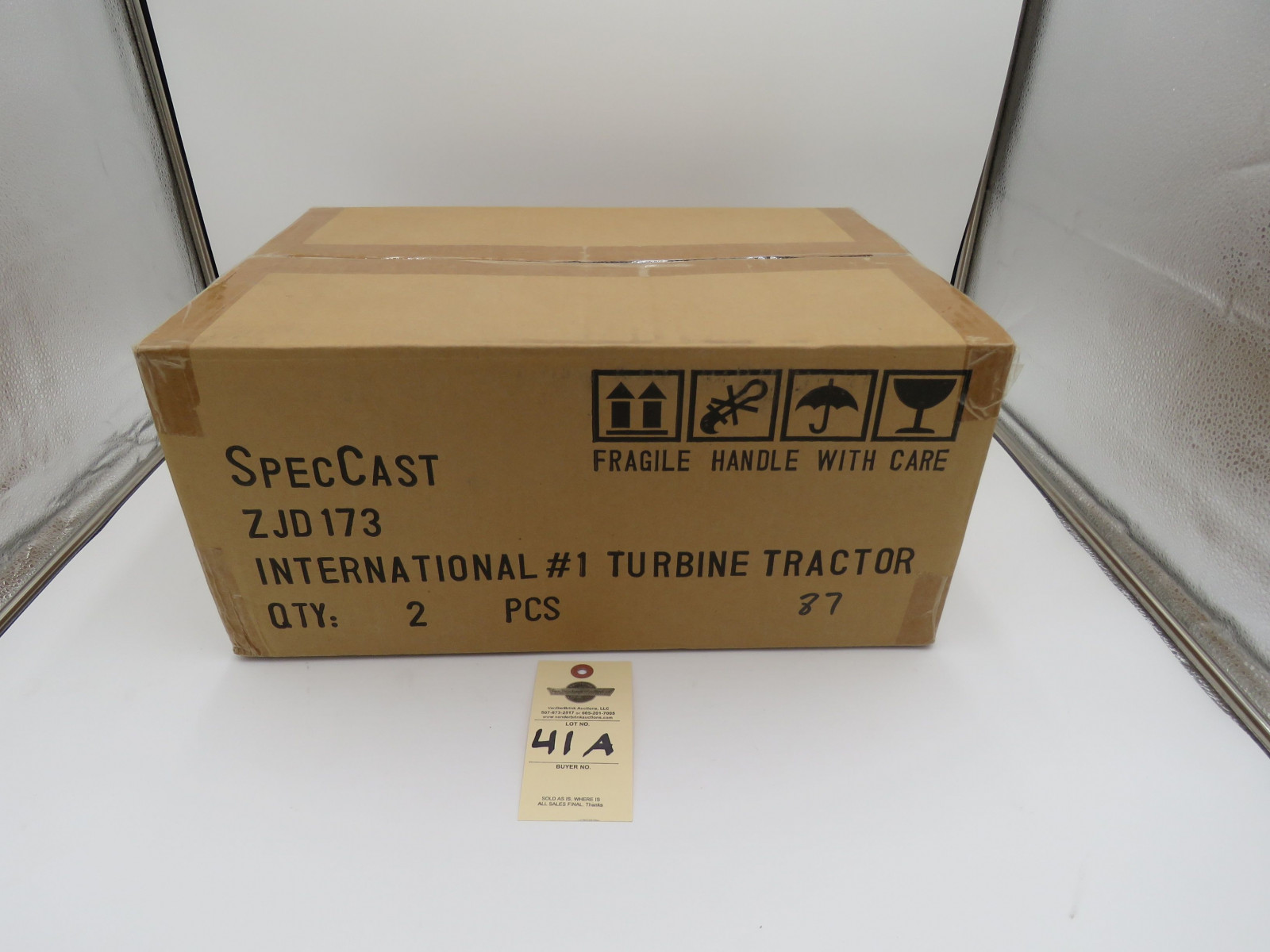 TOP BOX: INFORMATION ONLY UNOPENED BOX 2 PCS 1/16 RESIN IH HT 340 TURBINE TRACTOR SPECCAST (LP) - Image 6