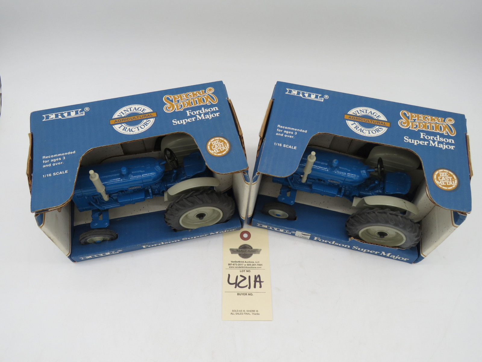 2-Ertl 1/16th Scale Die Cast 1991 Special Edition Fordson Super Major Tractors NIB - Image 2