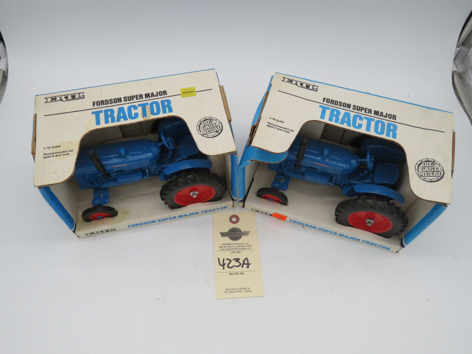 Group of 2 Ertl 1988 NIB Fordon Super Major die-Cast 1/16th Scale tractors - Image 2