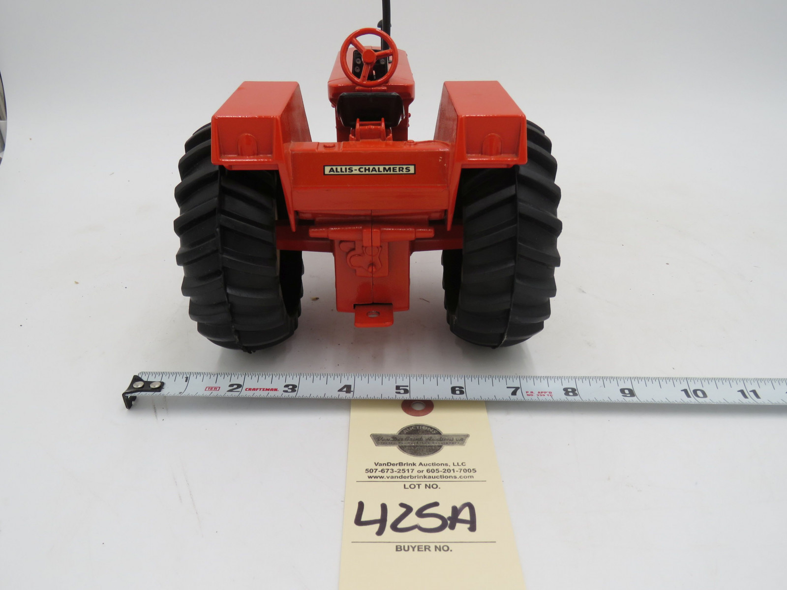 Ertl Allis Chalmers D21 New and no Box 1/16th Scale Die Cast tractor - Image 5