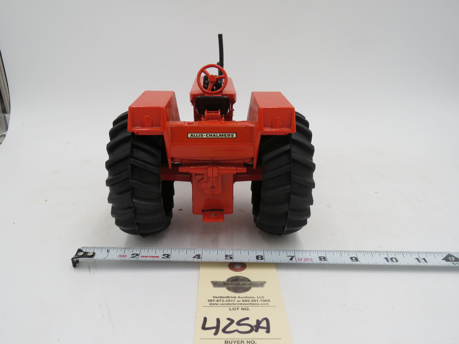 Ertl Allis Chalmers D21 New and no Box 1/16th Scale Die Cast tractor - Image 6