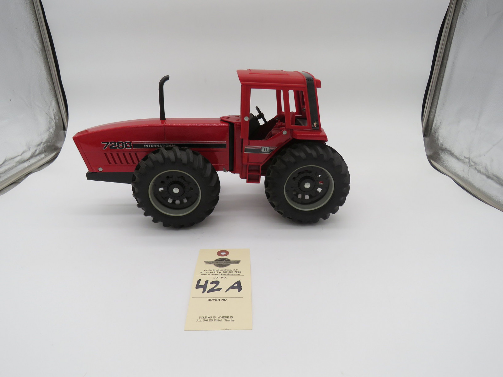 IH 7288 CUSTOM WEK 2665 NO BOX METAL DIECAST 1/16TH SCALE - Image 4