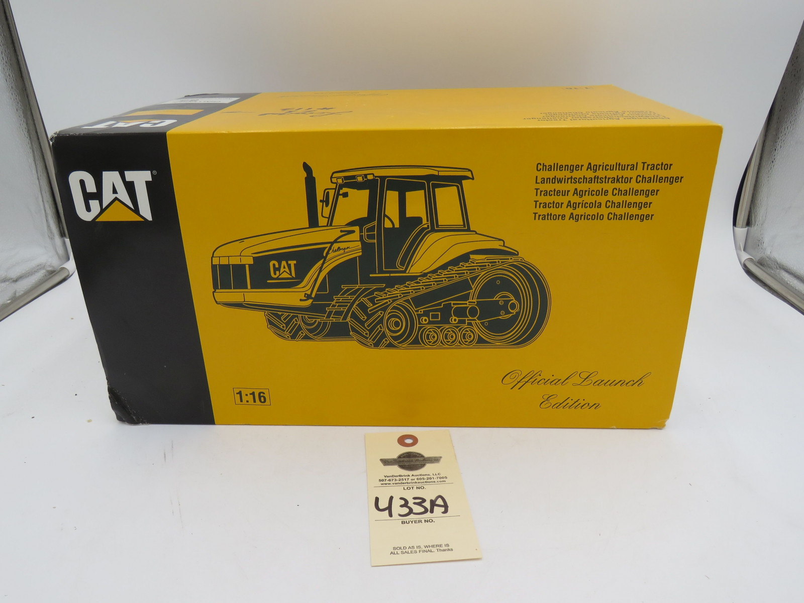 Limited Edition Norscott Group Inc. 1/16th Scale Official Launch Edition Challenger Tractor #112 NIB - Image 4