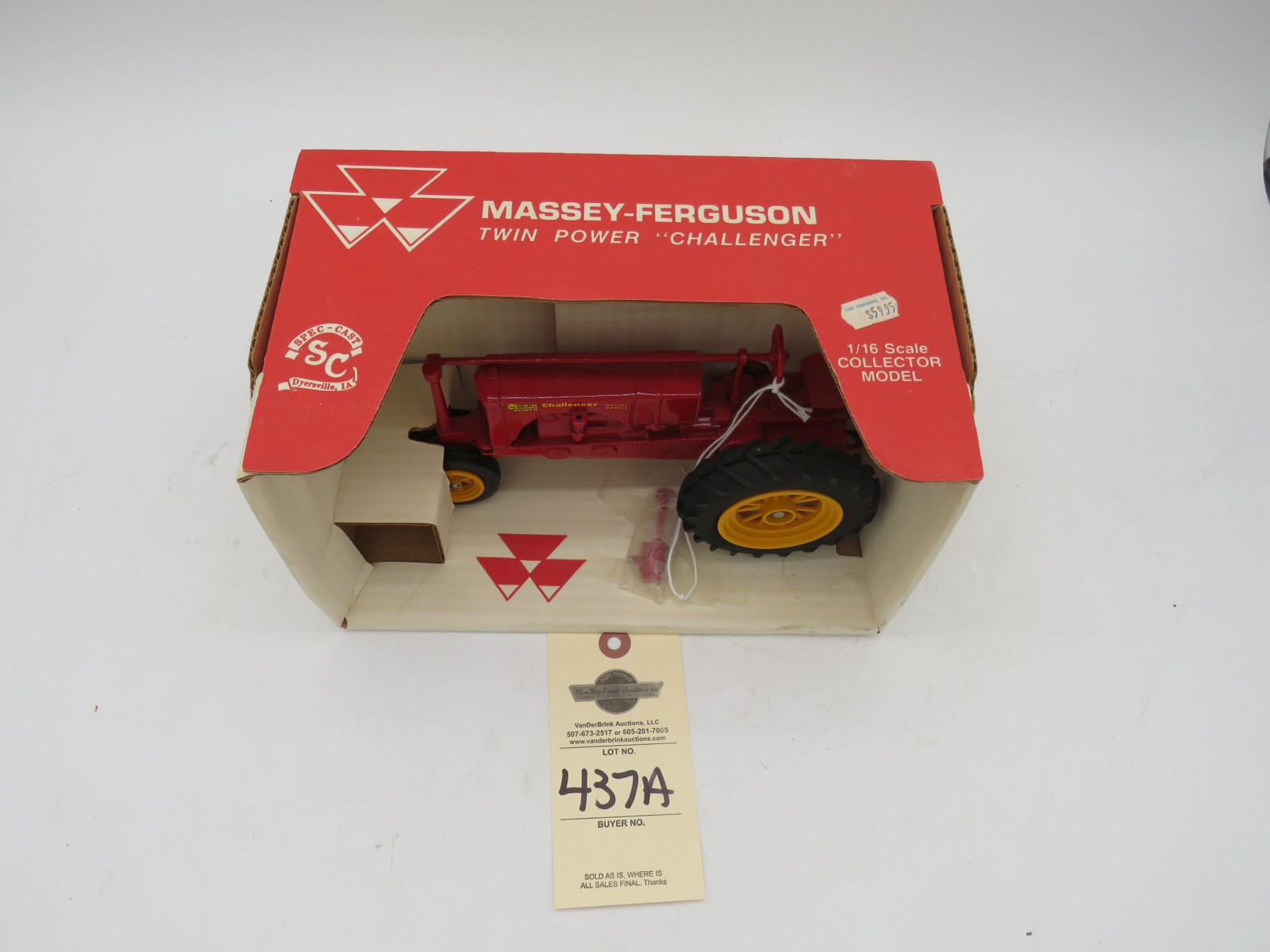 Spec-Cast 1/16th Scale Collector's Edtion Massey harris challenger Tractor NIB - Image 2