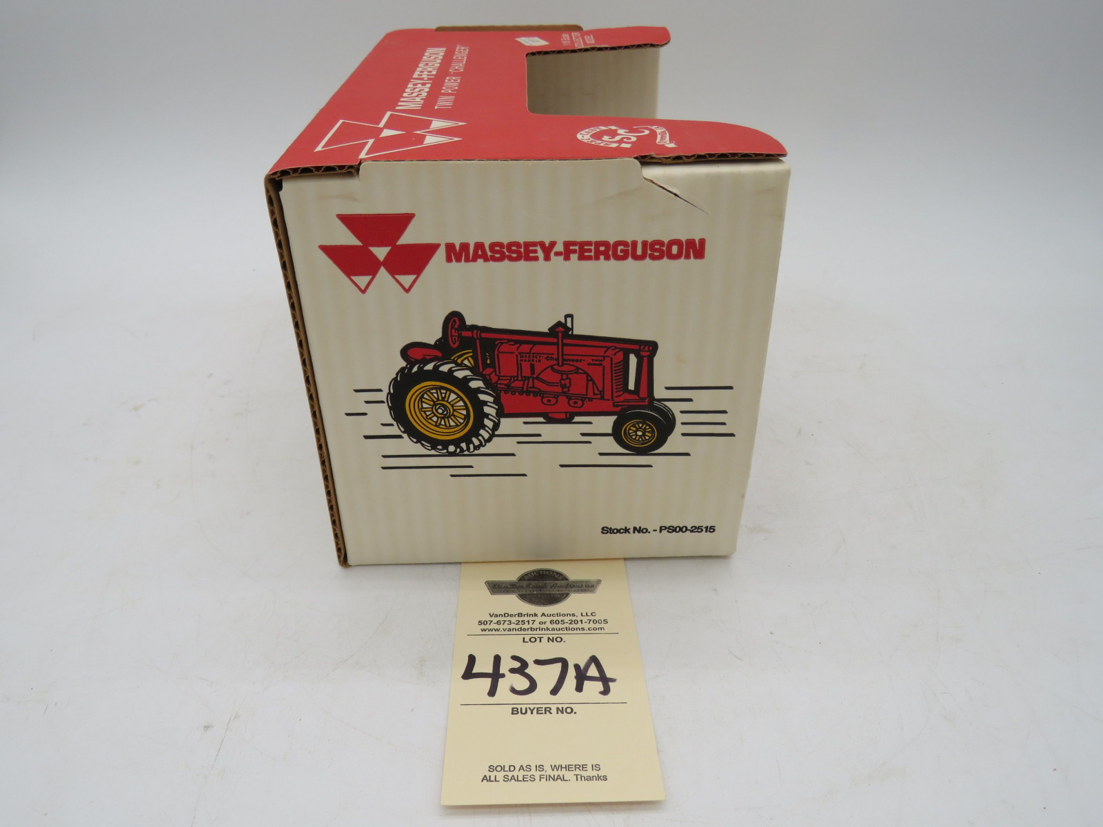 Spec-Cast 1/16th Scale Collector's Edtion Massey harris challenger Tractor NIB - Image 5
