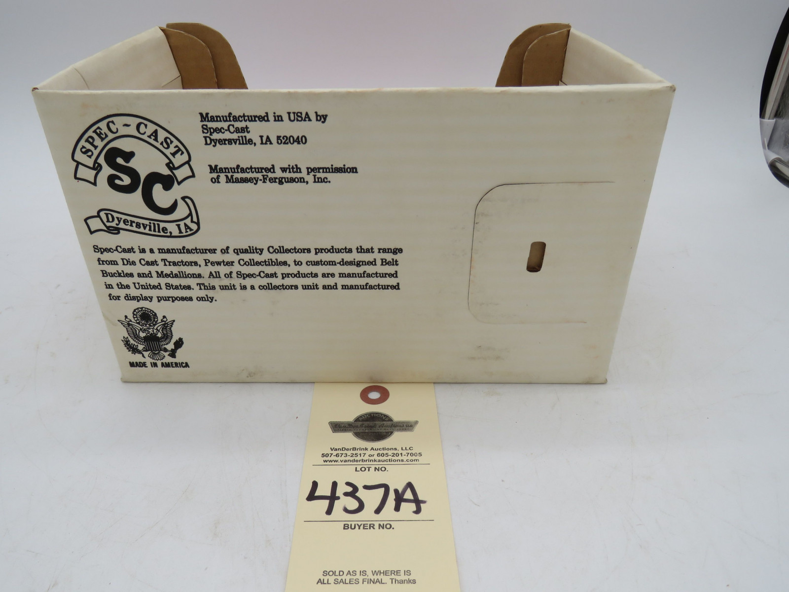 Spec-Cast 1/16th Scale Collector's Edtion Massey harris challenger Tractor NIB - Image 6