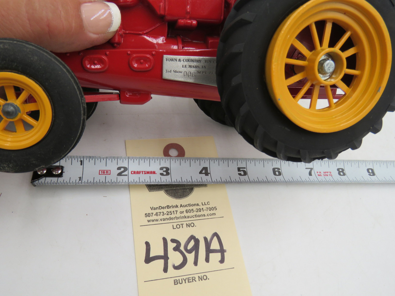 Massey Harris Pacemaker Twin Power Tractor no Box - Image 6