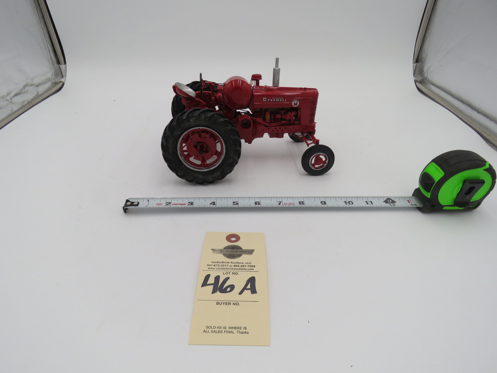 ERTL 1/16TH SUPER M PROPANE PRECISION FARMALL 1991 DRIVER SIDE REAR BACK END BROKE - Image 4