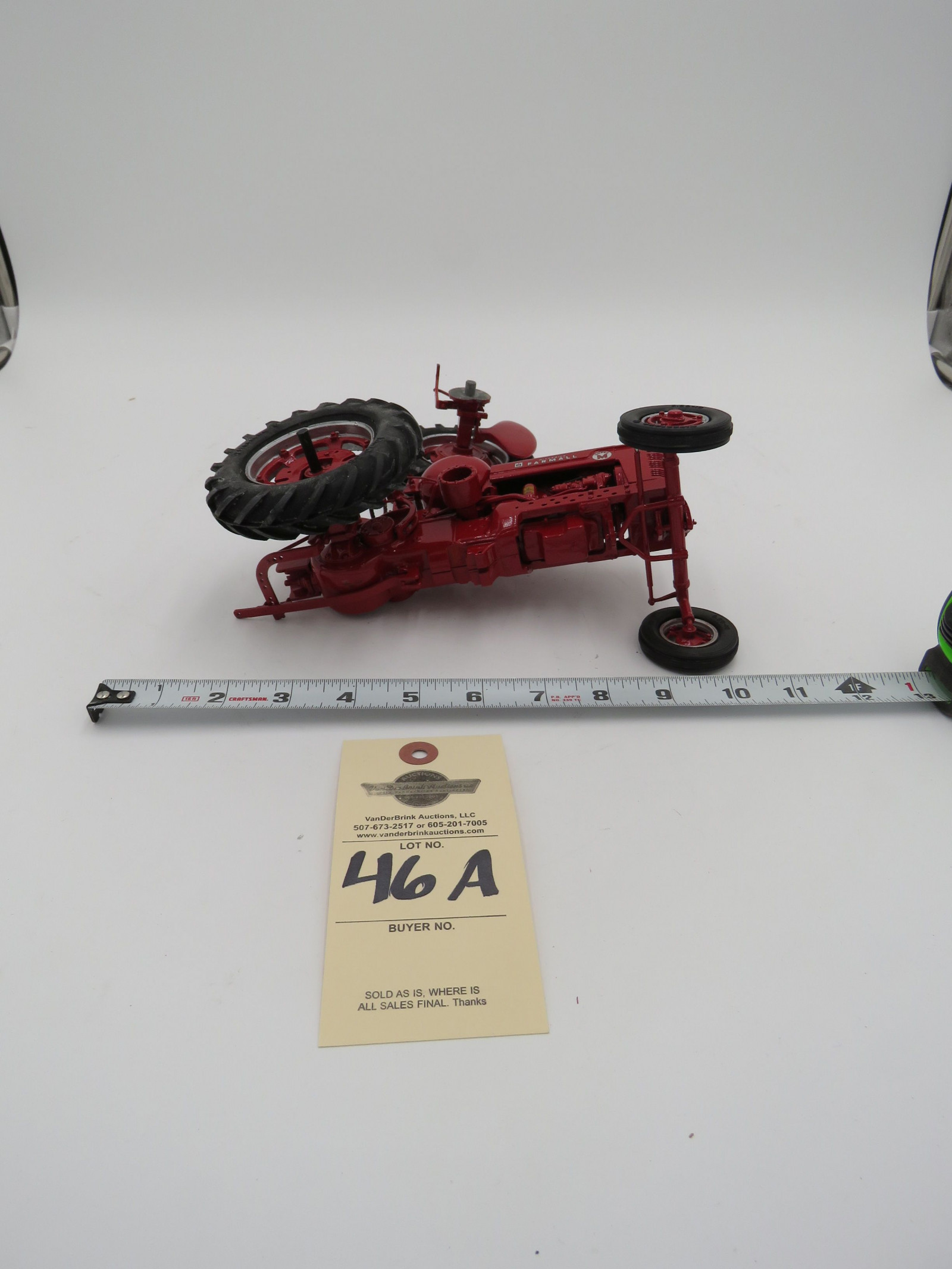 ERTL 1/16TH SUPER M PROPANE PRECISION FARMALL 1991 DRIVER SIDE REAR BACK END BROKE - Image 8