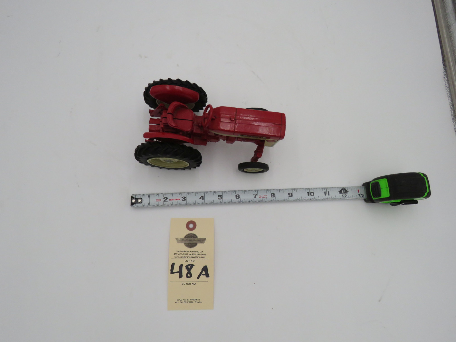 IH 340 UTILITY  METAL DIECAST 1/16TH SCALE - Image 6