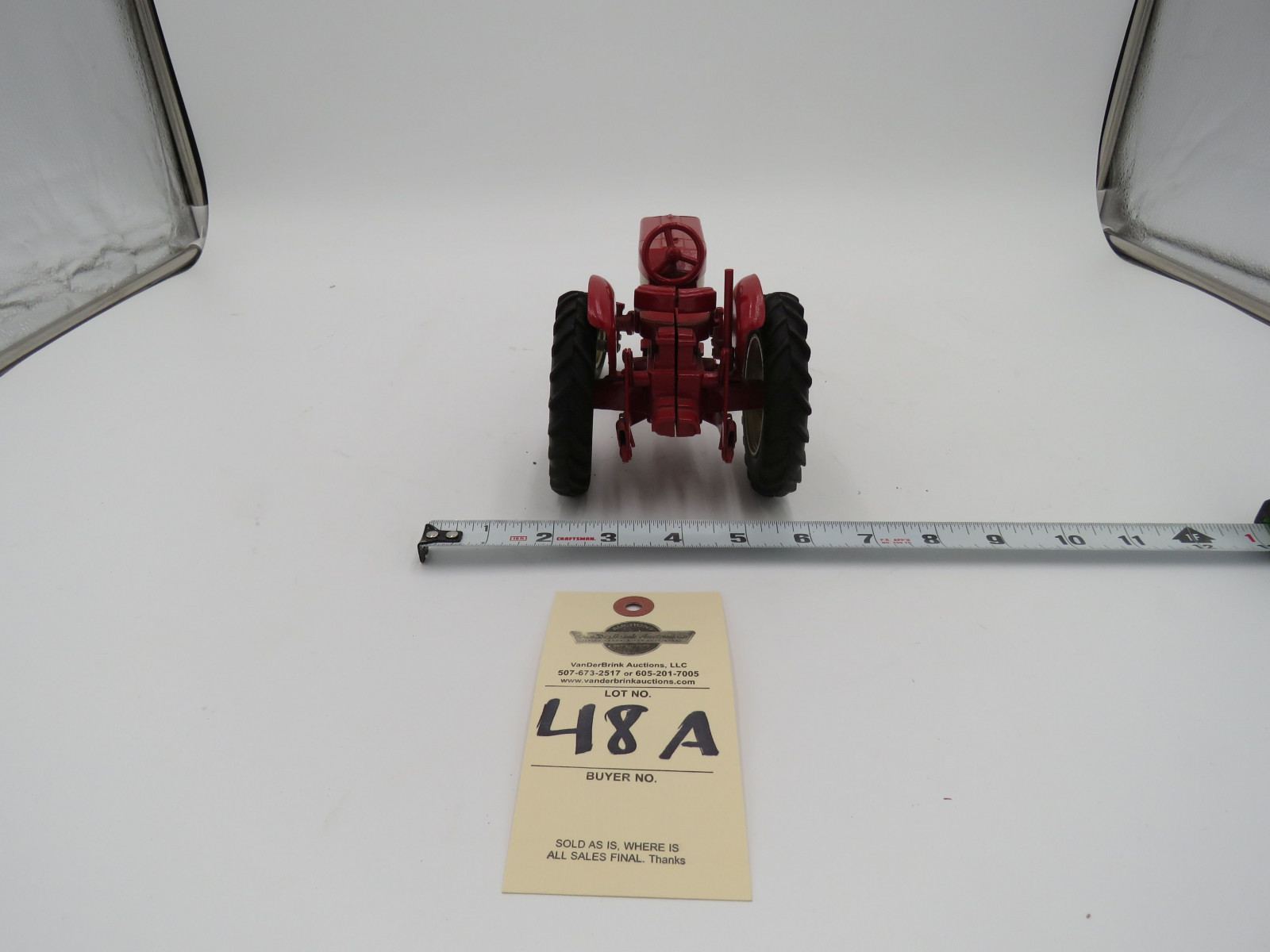 IH 340 UTILITY  METAL DIECAST 1/16TH SCALE - Image 8