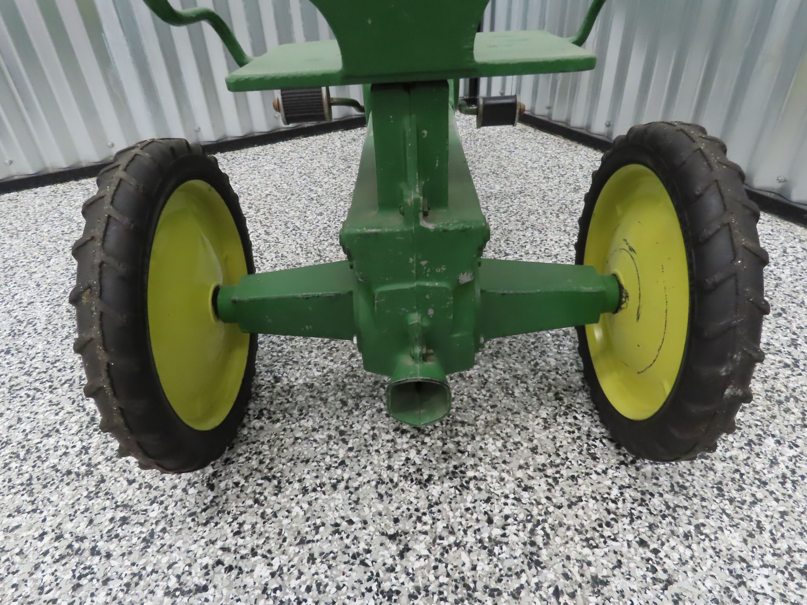 John Deere Pedal Tractor Cast Iron and Chain Drive Open engine with Yellow Stripe - Image 9