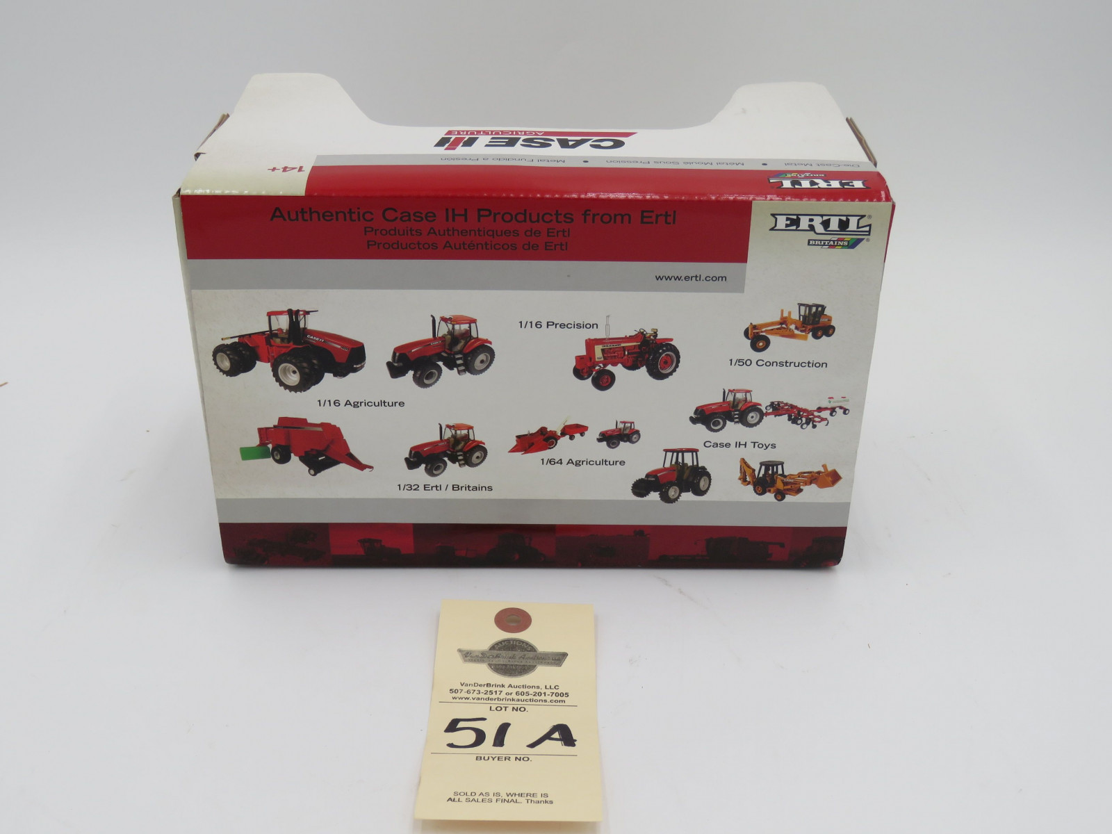 ERTL IH INTERNATIONAL M INDUSTRIAL TRACTOR DIE CAST METAL 1/16 SCALE AUTHENTIC CASE IH PRODUCT - Image 3