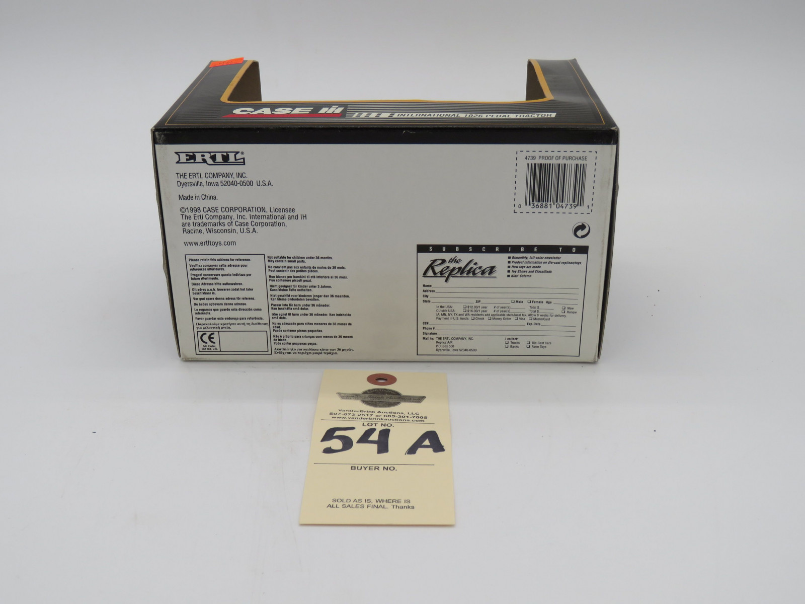 1998 ERTL CASE IH INTERNATIONAL 1026 PEDAL TRACTOR DIE CAST METAL HYDRO  AUTHENTIC REPRODUCTION OF A PEDAL TRACTOR FROM THE 1960 PEDAL DRIVE WORKING PEDAL ARM AND REAR DRIVE WHEELS - Image 6