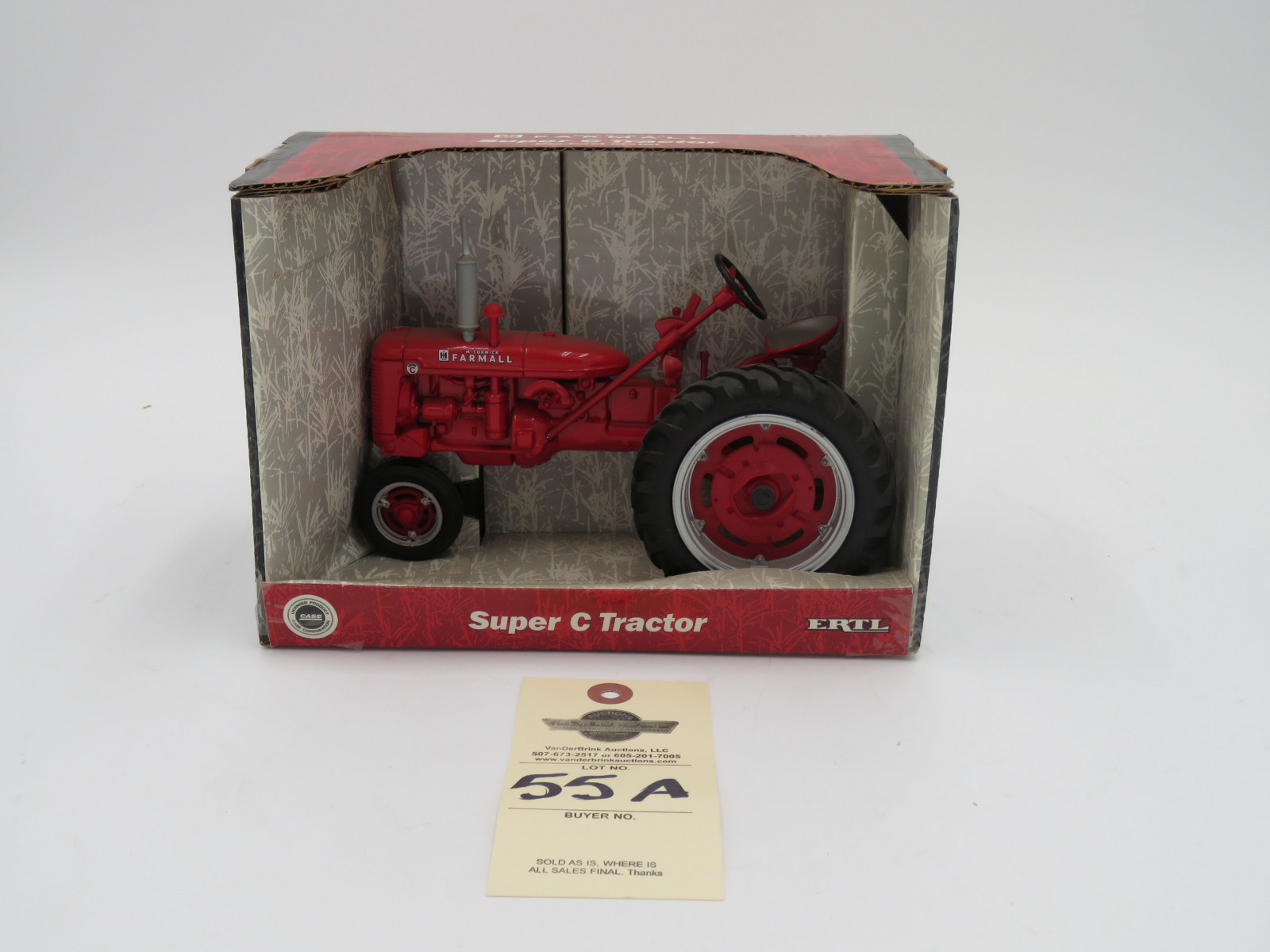 1999 ERTL FARMALL C TRACTOR DIE CAST METAL IH 1/16 SCALE (LP) - Image 1
